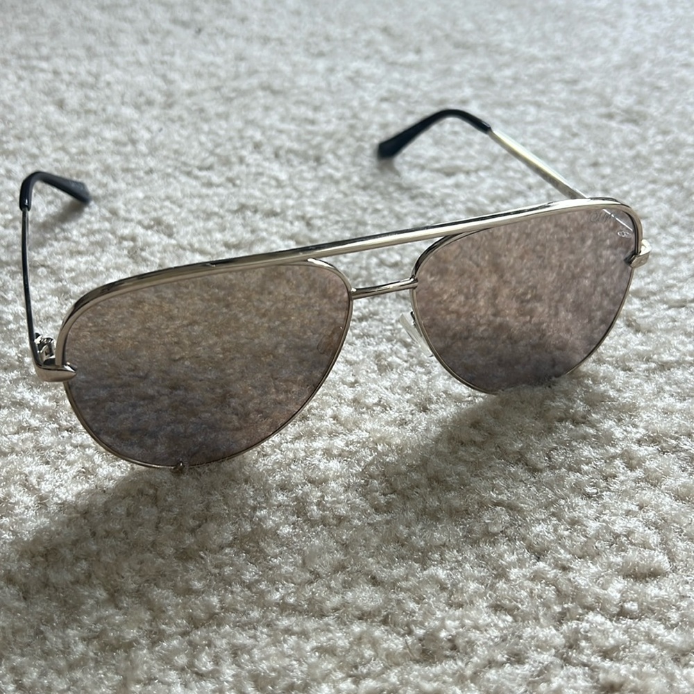 Quay sunglasses High Key